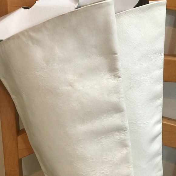 Bandolino Italian white leather low-heeled boots - Picture 4 of 7